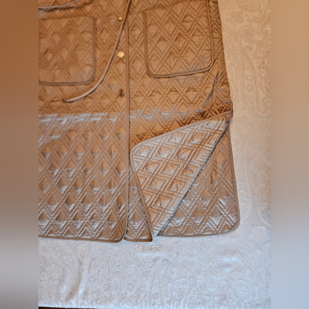 Women's Long Beige Winter Quilted Coat, Snover, NWT, Small - Picture 15 of 15